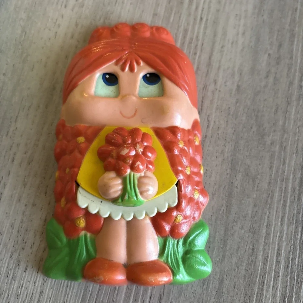 Vintage‎ 1975 General Mills Retro Girl Light Switch Plate Kenner 6.25